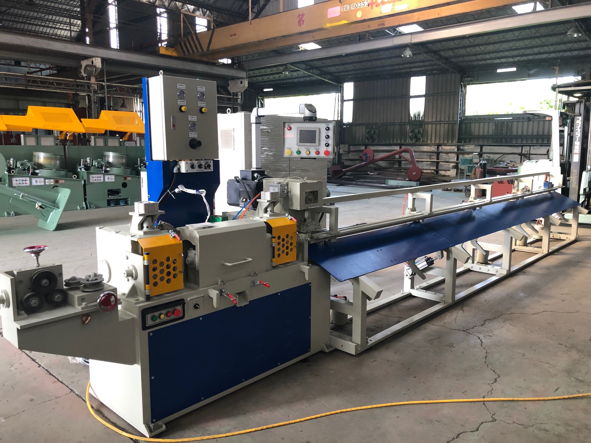 Wire/bar straightening & cutting machine